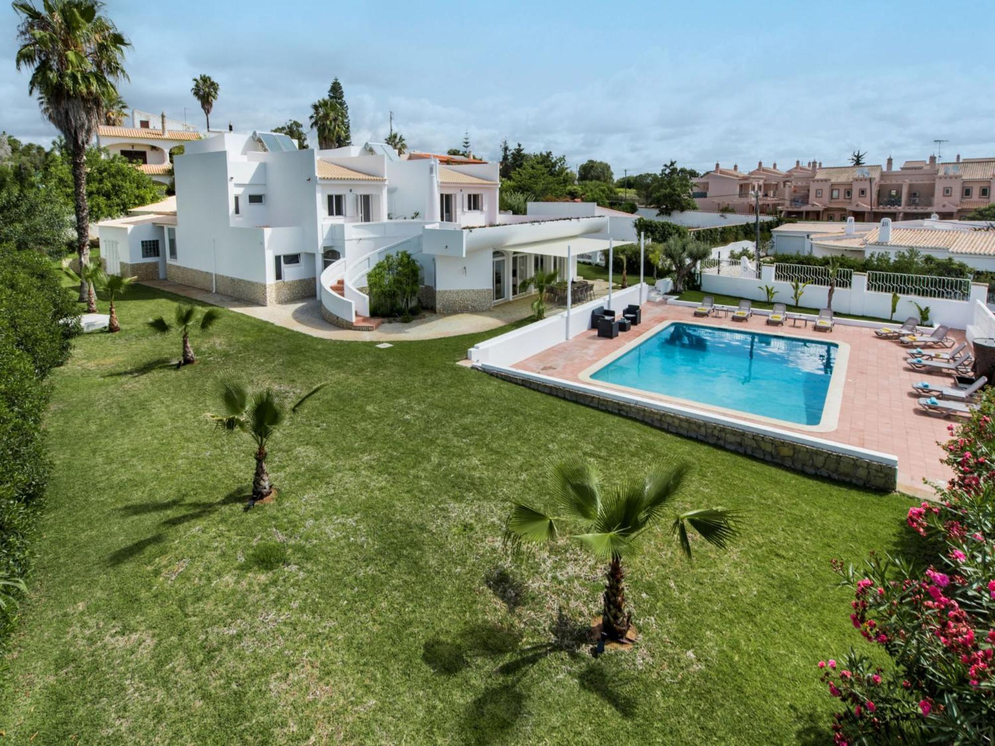 Aladdin By Interhome Albufeira
