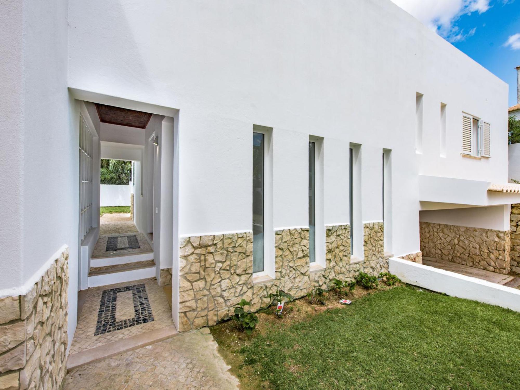 Aladdin By Interhome Albufeira